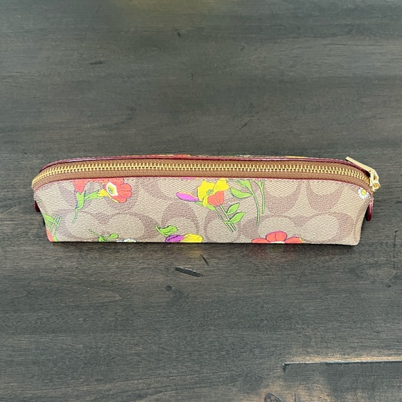 Coach Signature Canvas w/ Floral Print Notebook and Pencil Case Set - Picture 11 of 16